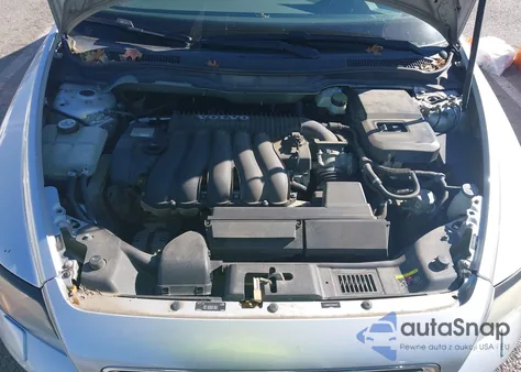 2010 Volvo S40 2.4I из США, поврежденный, VIN YV1382MSXA2489763